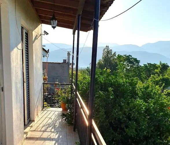 Perfect Base To Explore Messinian Region - Valíra